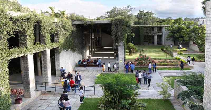 Consulting and E-Commerce Sector Tops in IIMB Summer Placements 2018, E-Commerce and Strategy Consulting firms increase share in Summer Placements at IIM Bangalore